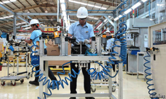 Manufacturing Worker