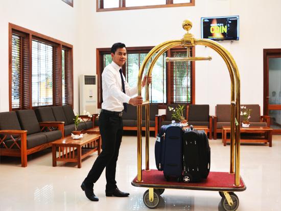 34 Workers Deported for Sunningdale Tech, Malaysia